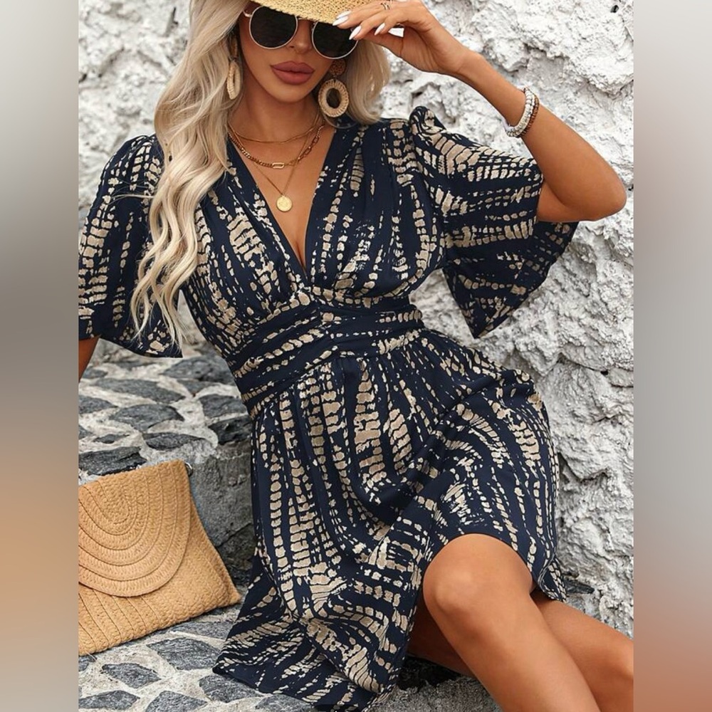Summer pattern short sleeve v neck dress